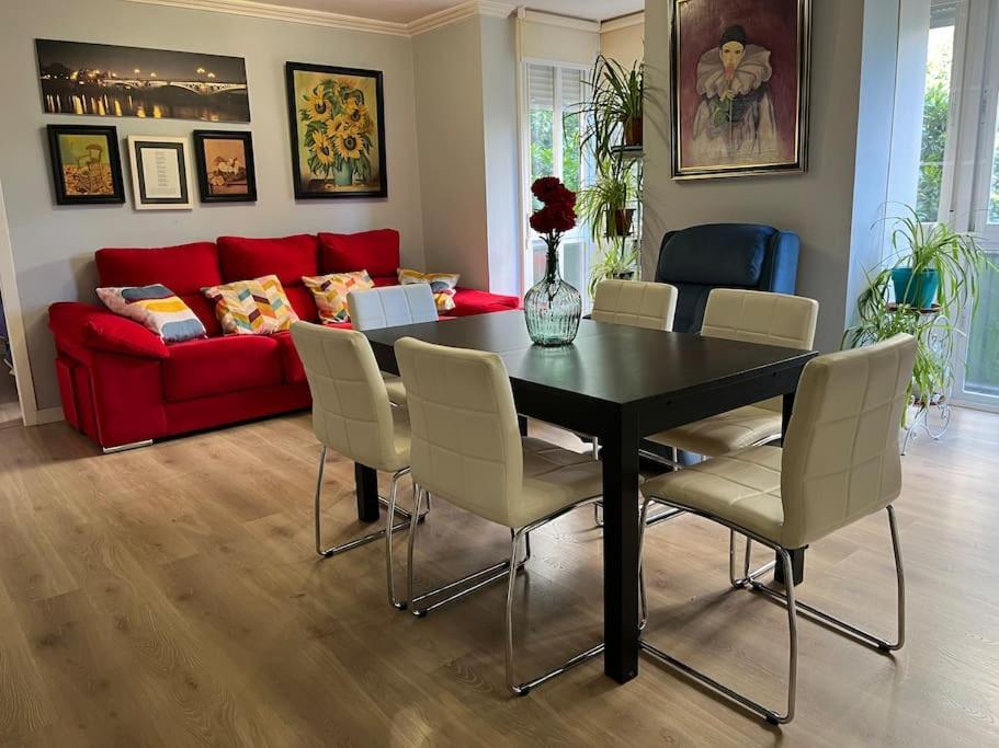 Triana Family Suites 세비야 외부 사진